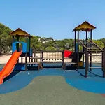 Casa Angela Iii Jardin