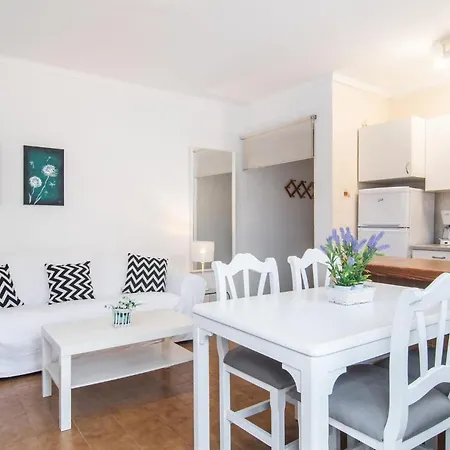 Casa Angela Iii Jardin *